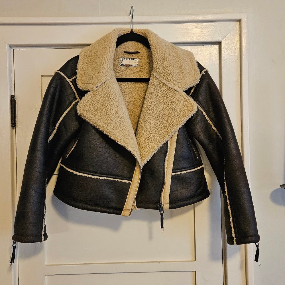 Women's Black and Cream Shearling Jacket